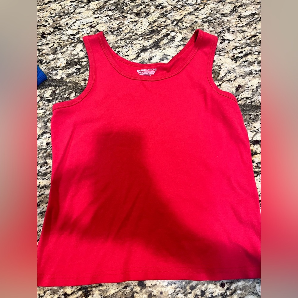 Pink tank top